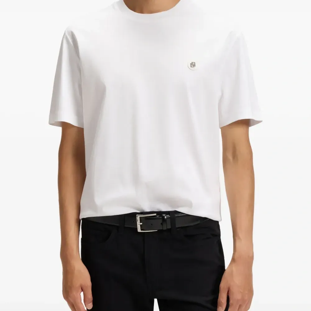 Футболка с логотипом