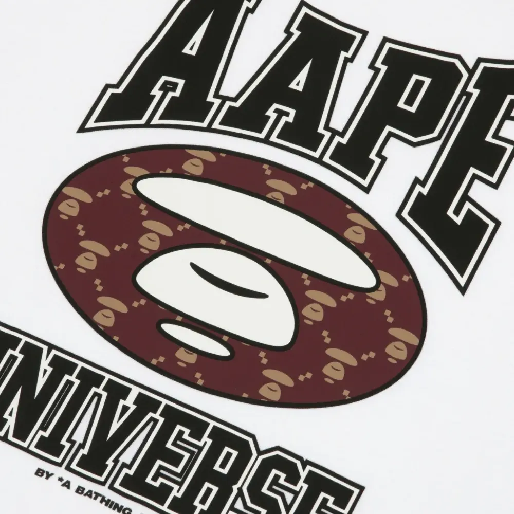 Футболка с логотипом Футболка с логотипом