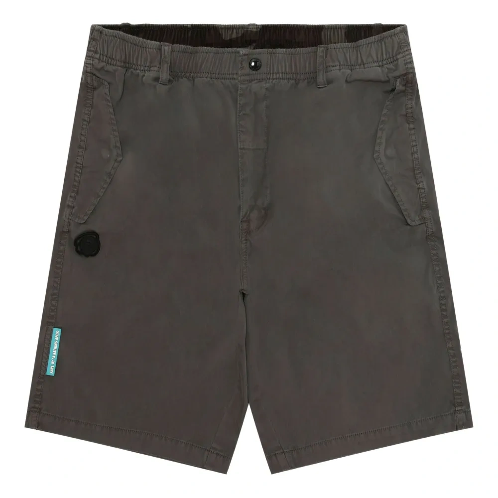 Шорты с нашивкой-логотипом