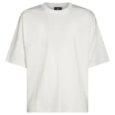 Футболка свободного кроя