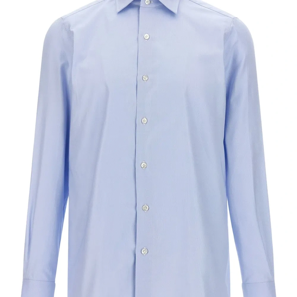 Рубашка с манжетами на пуговицах