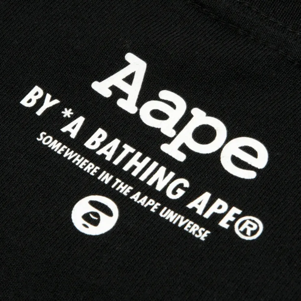 Футболка с графичным принтом