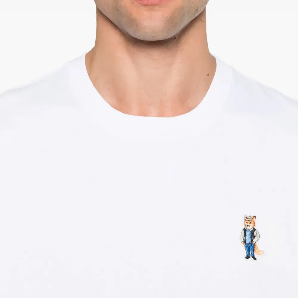 Футболка с вышивкой