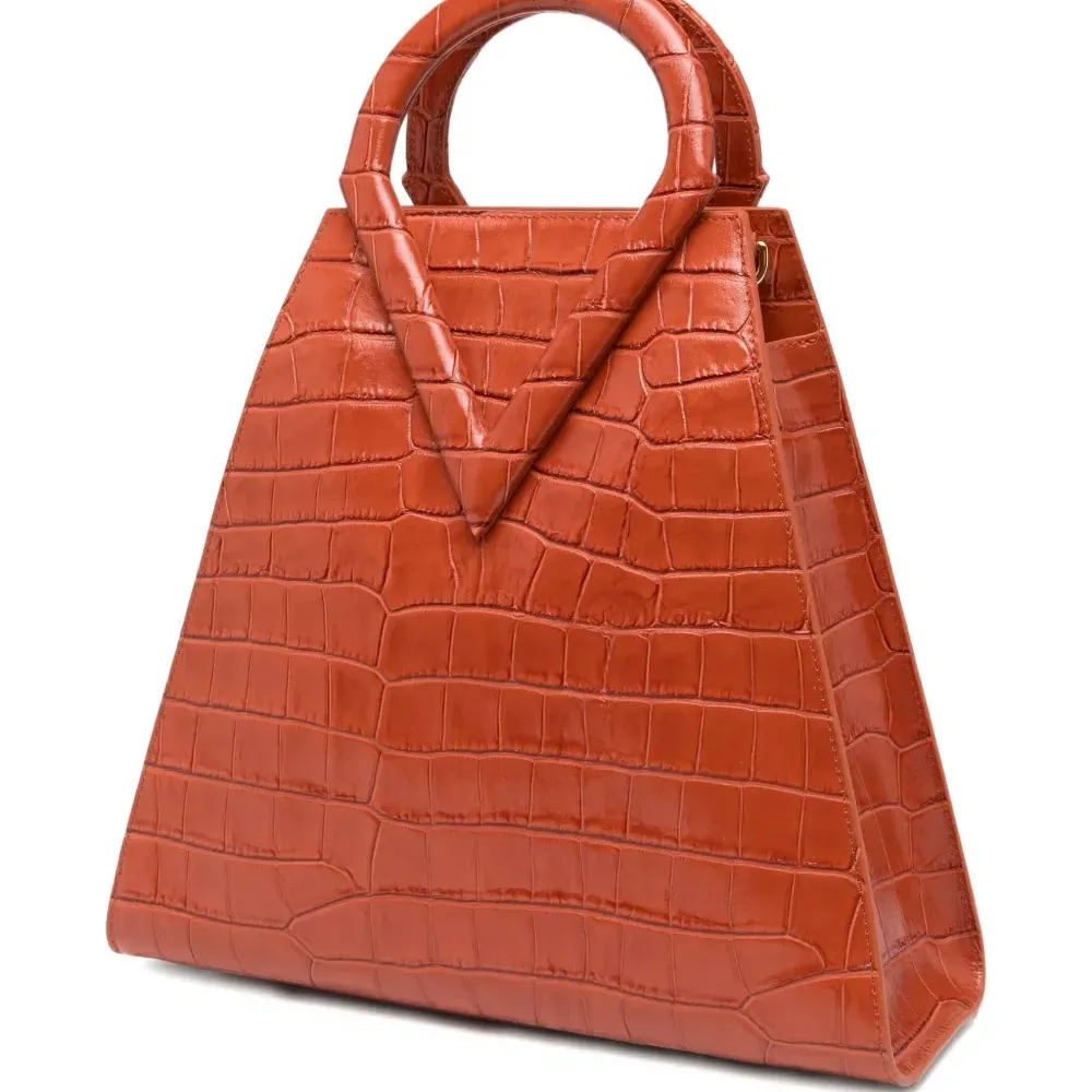 Сумка-тоут с тиснением под кожу крокодила