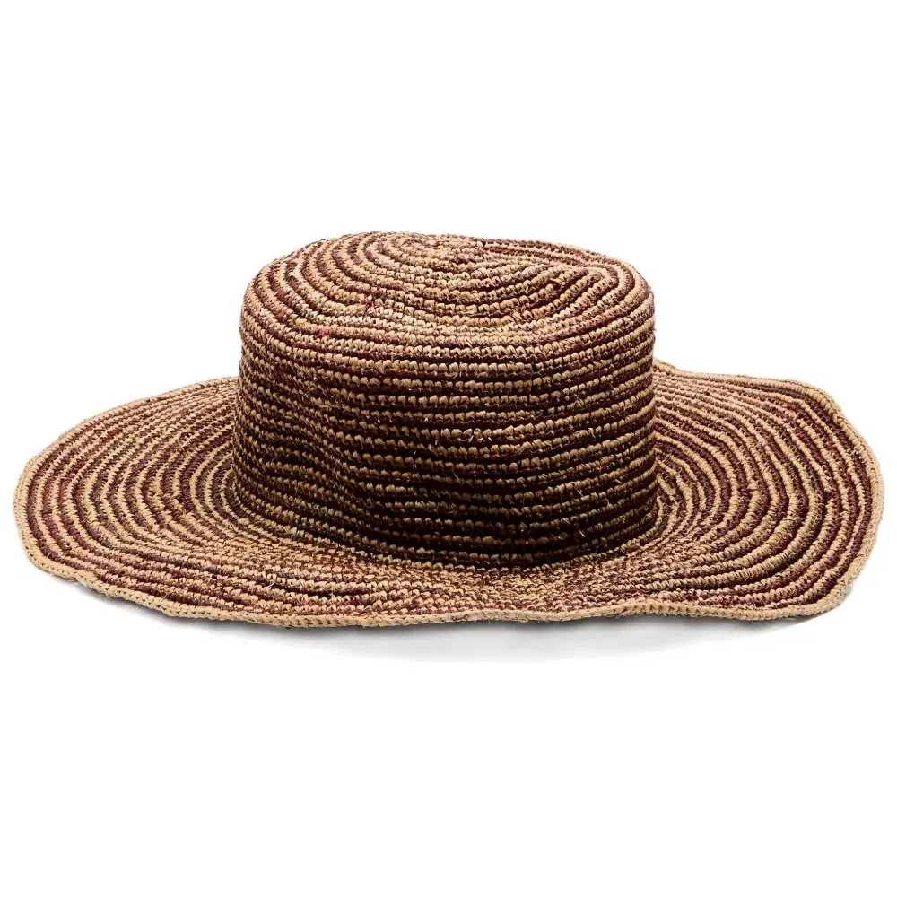 Вязаная соломенная шляпа