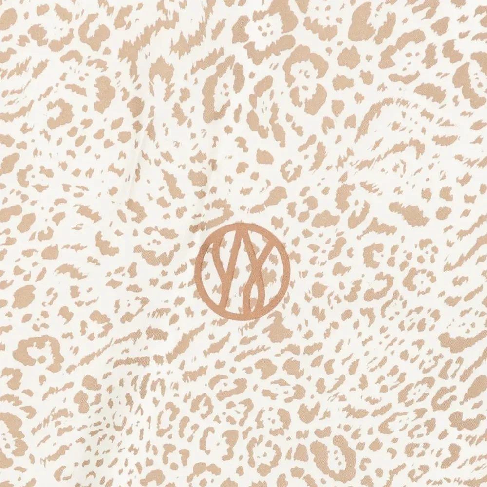 Платок с леопардовым принтом