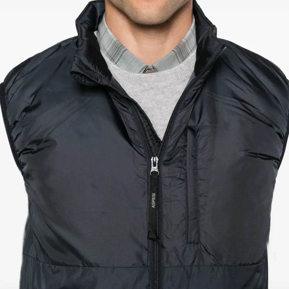 Жилет на молнии