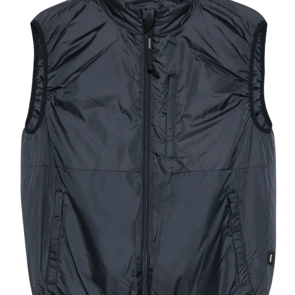 Жилет на молнии