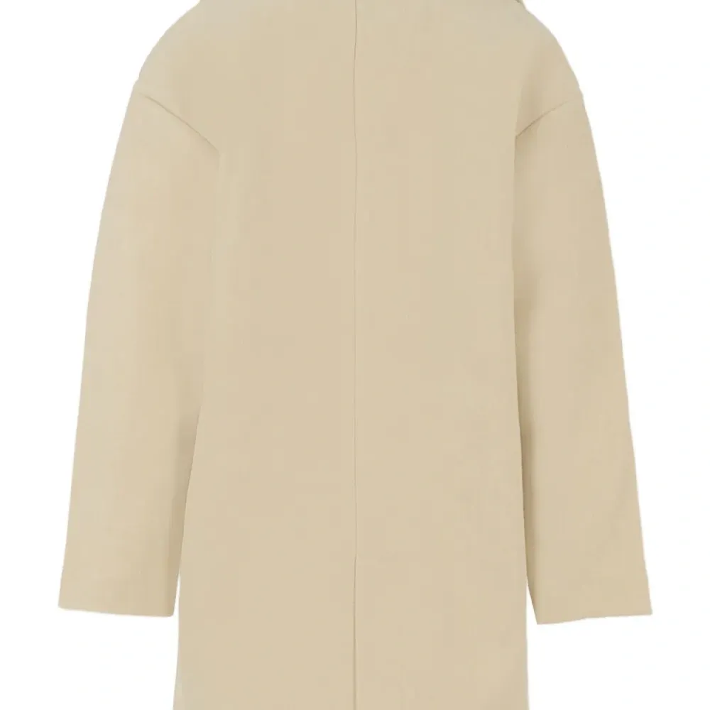 Пальто с лацканами Пальто с лацканами