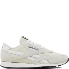 Кроссовки на шнуровке