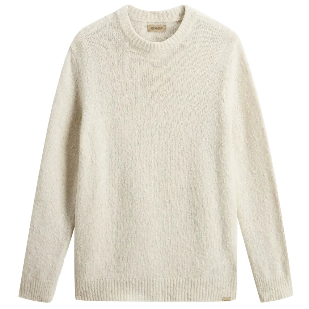 Свитер с круглым вырезом