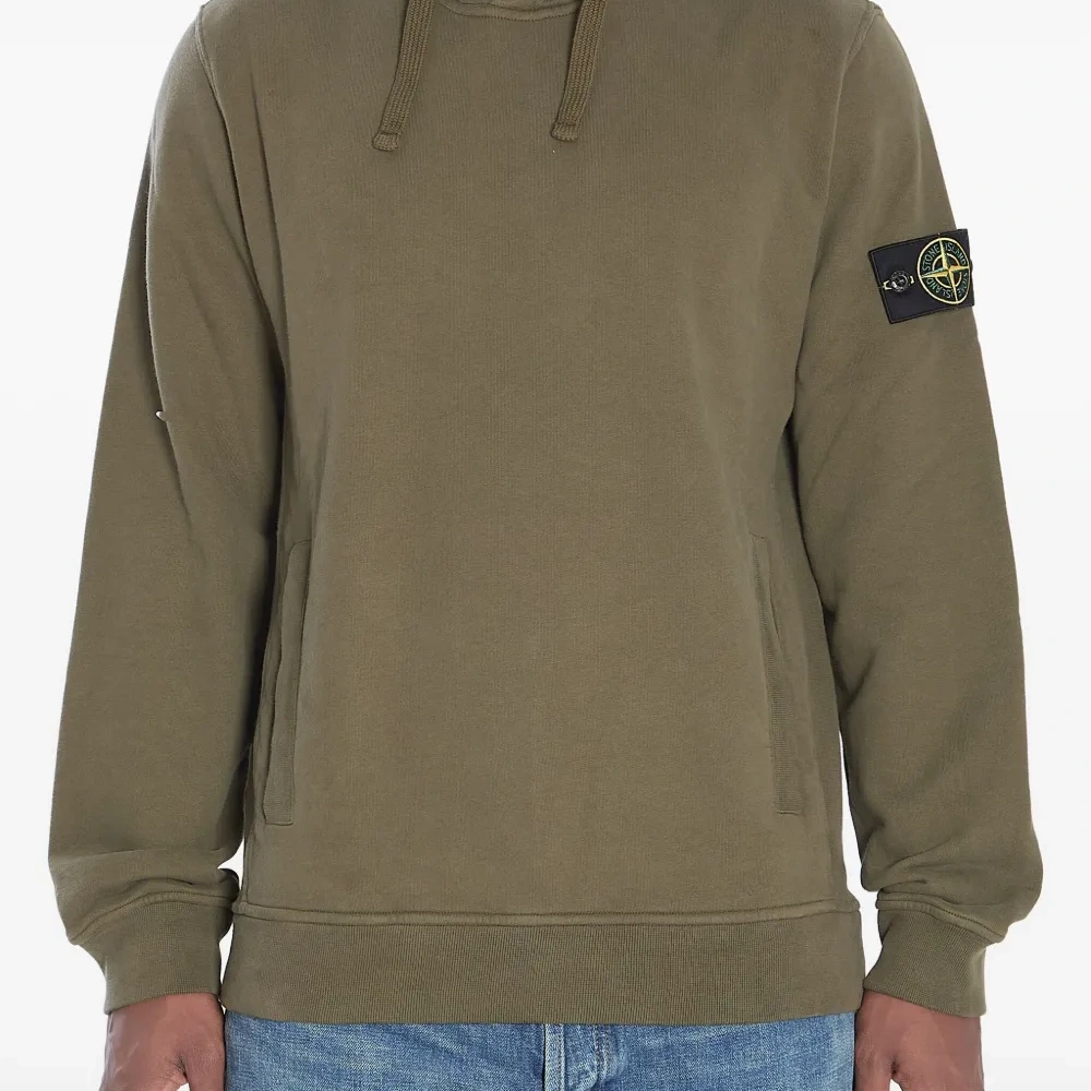 Худи с карманом-муфтой