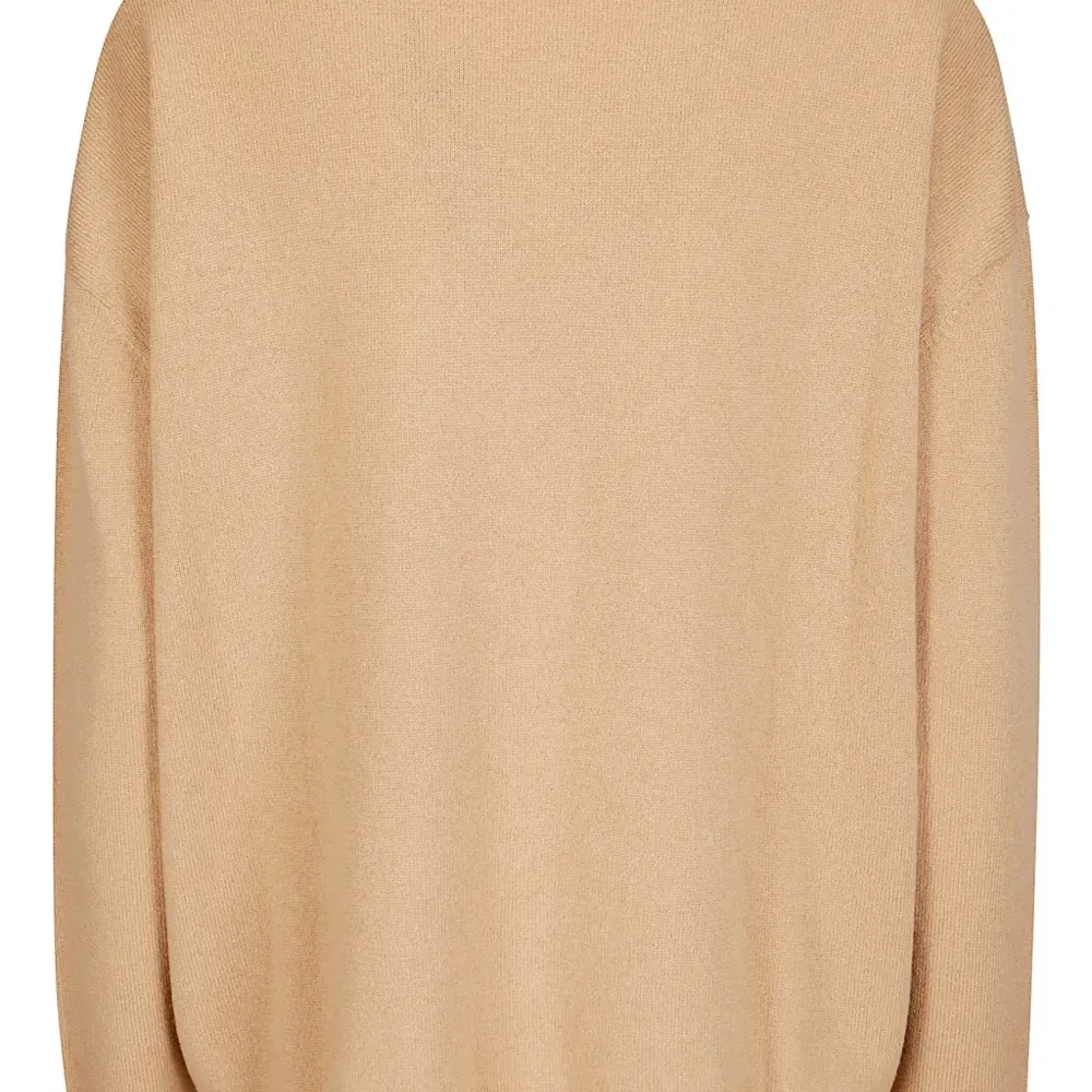 Свитер с V-образным вырезом