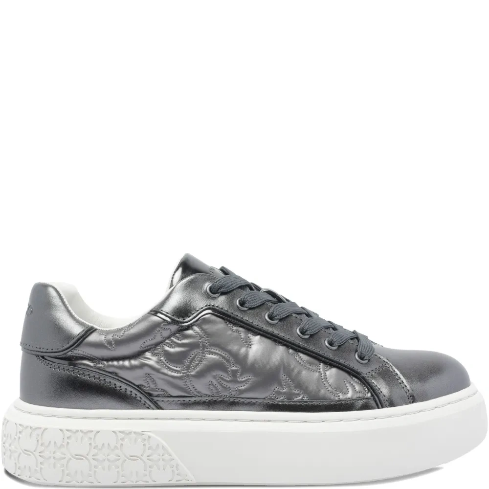 Кроссовки на платформе с эффектом металлик