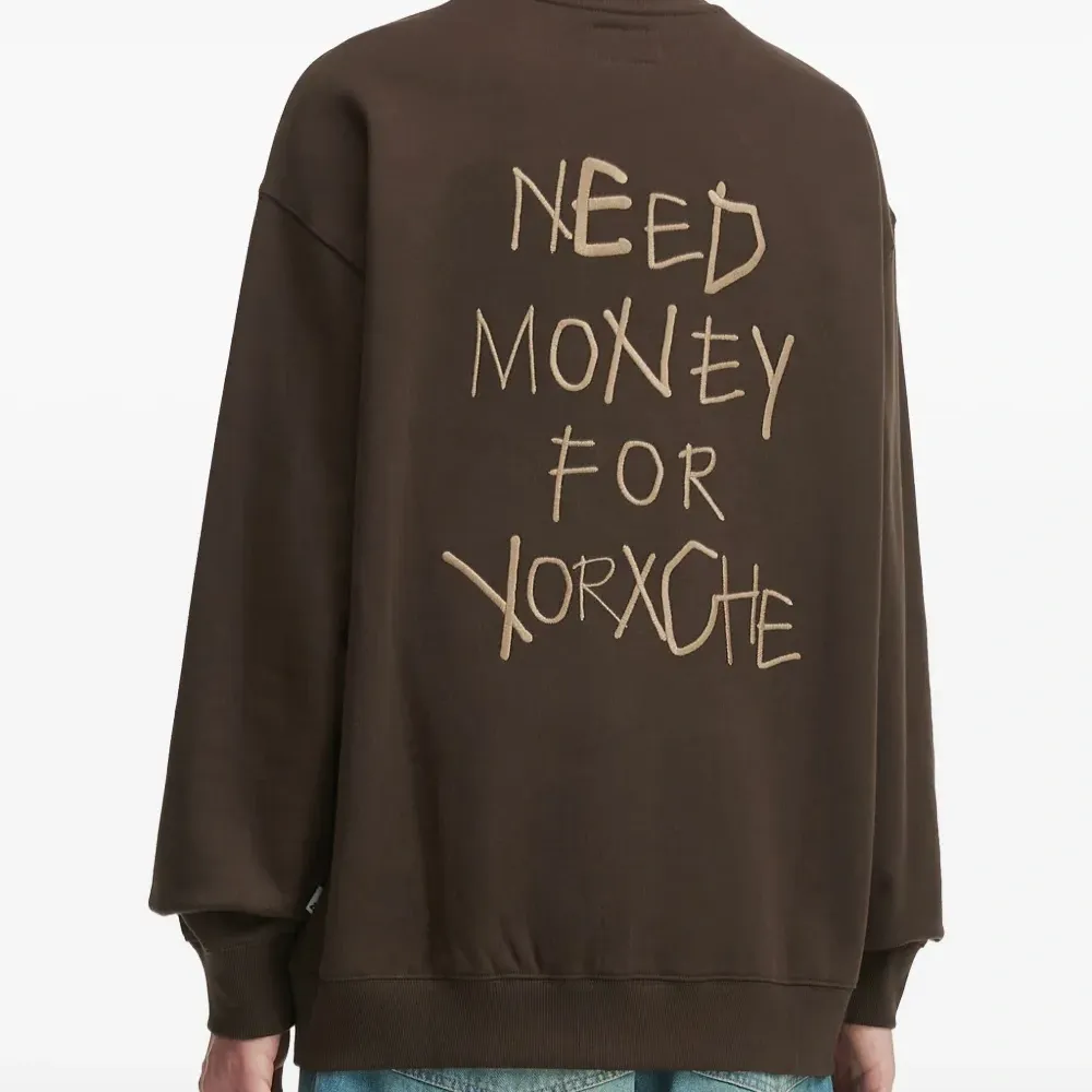 Толстовка с вышитым логотипом Толстовка с вышитым логотипом