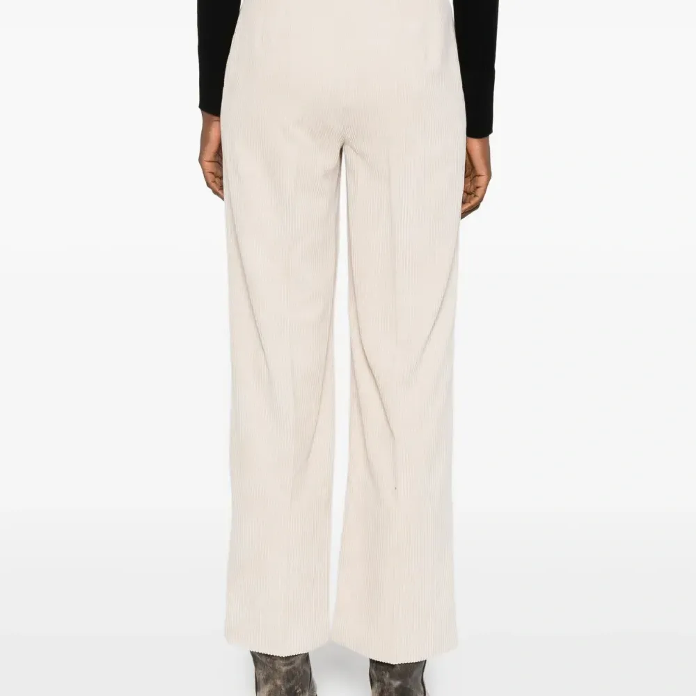 Брюки в рубчик с карманами