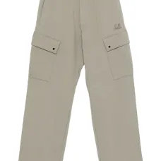 Спортивные брюки с карманами карго