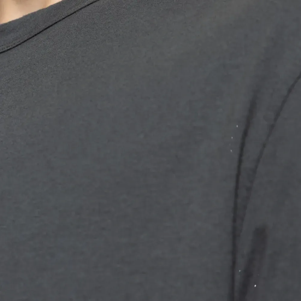 Футболка с круглым вырезом