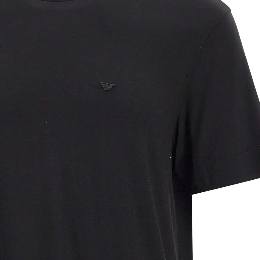 Футболка с декорированным логотипом