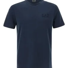 Футболка с вышитым логотипом