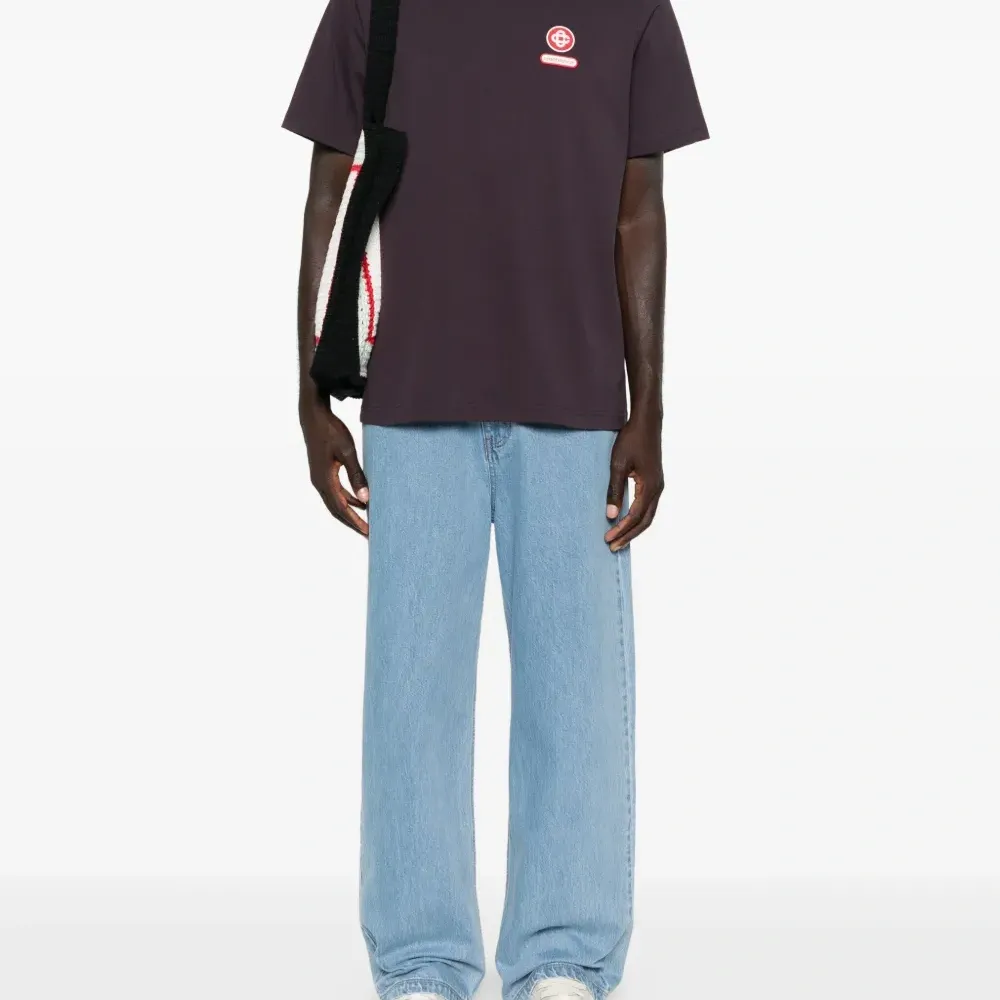 Футболка с логотипом