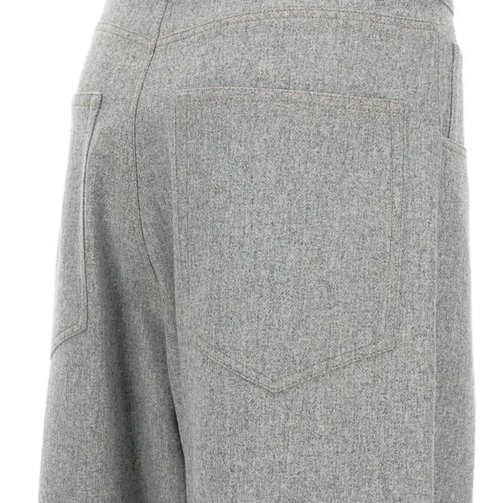 Брюки с карманами Брюки с карманами