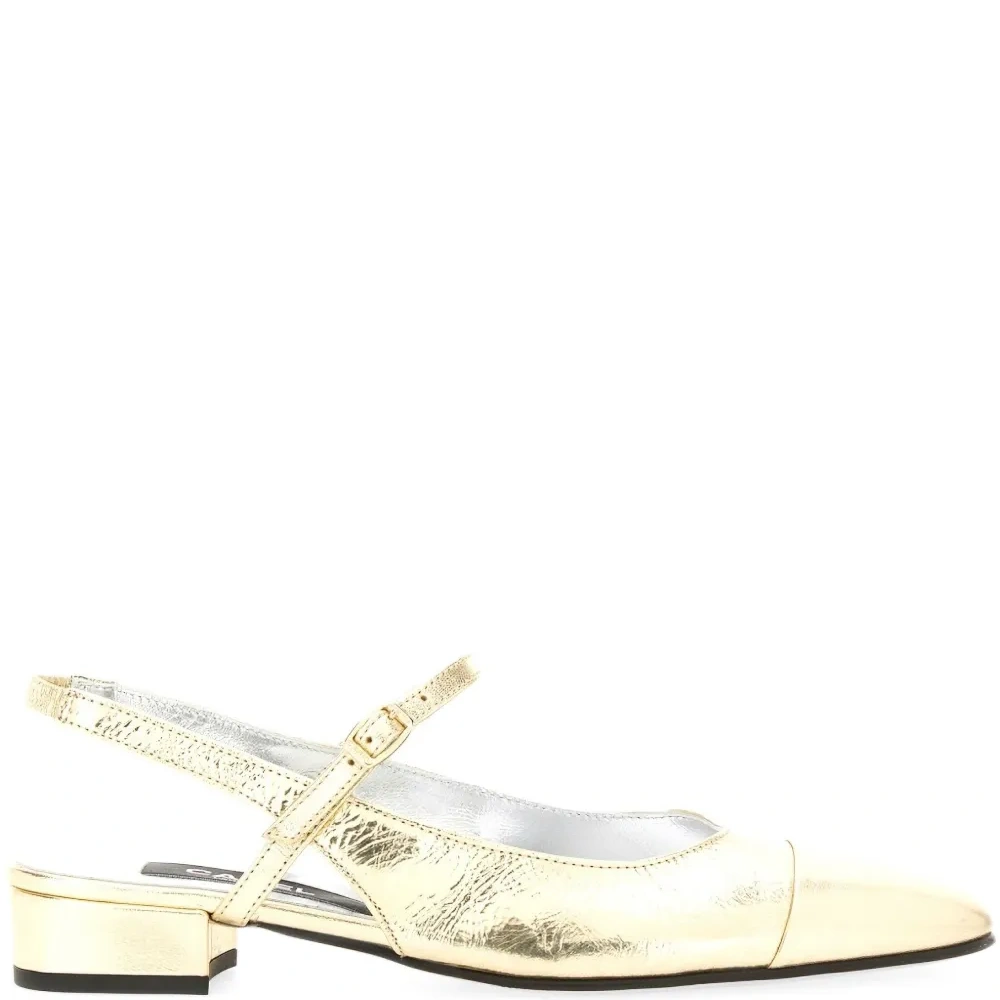 Туфли с ремешком на пятке и бантом