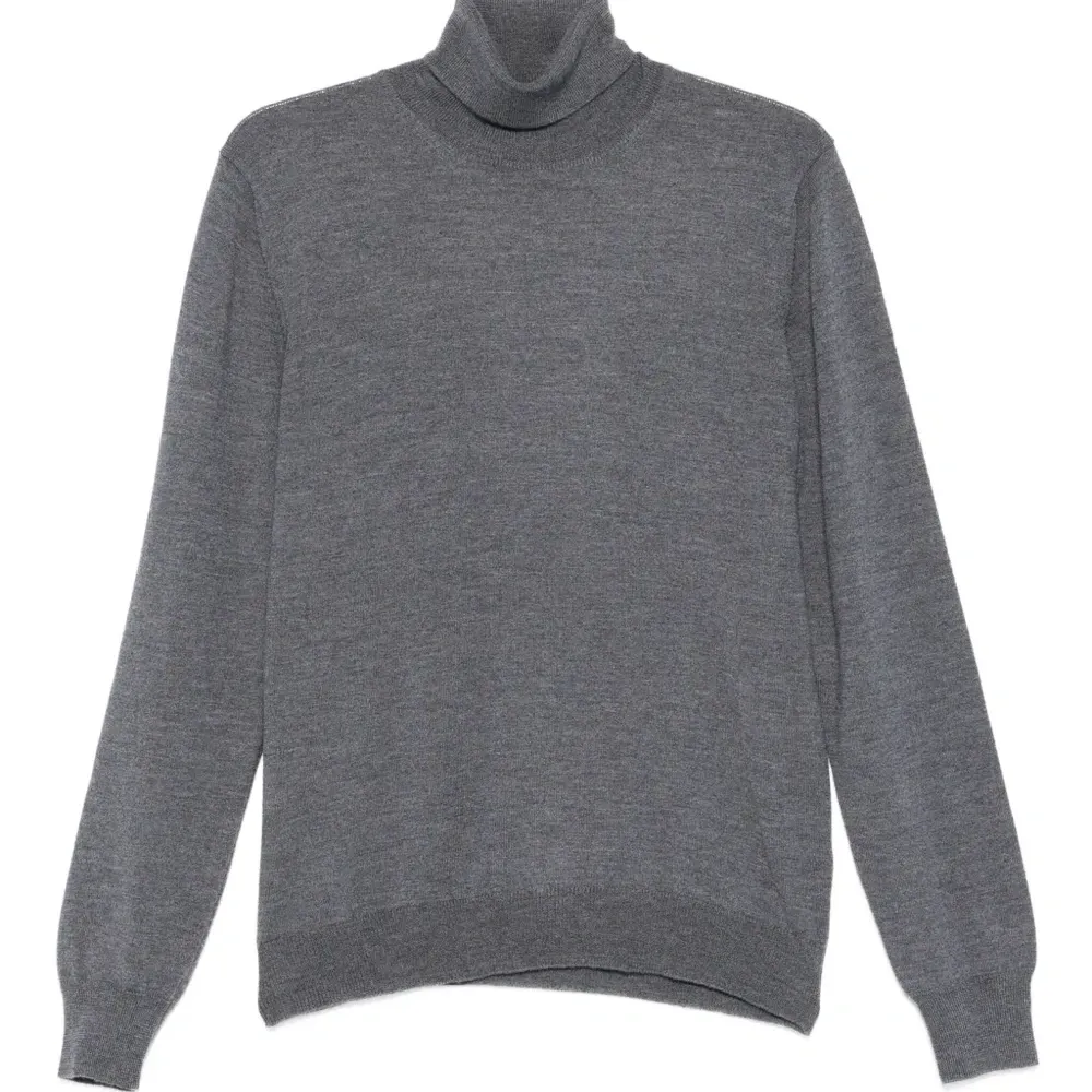 Шерстяной свитер с высоким воротником