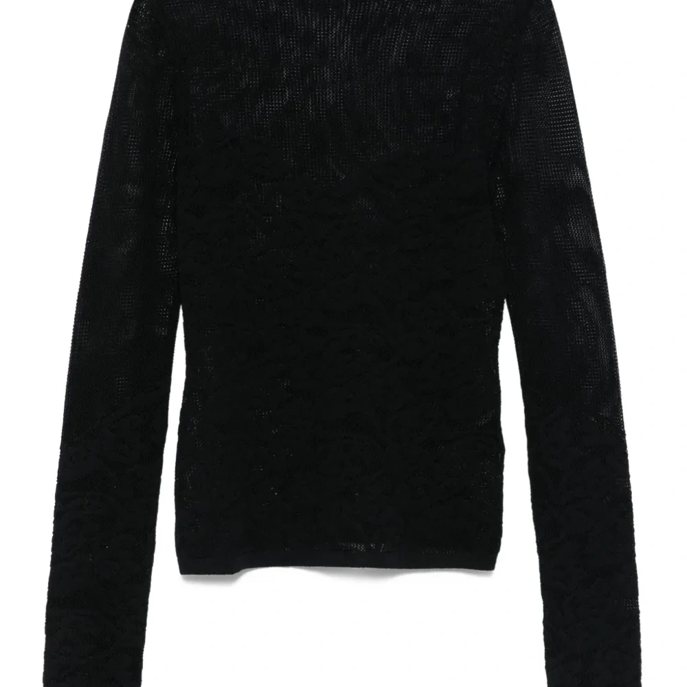 Свитер с круглым вырезом