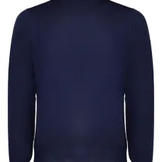 Свитер с высоким воротником