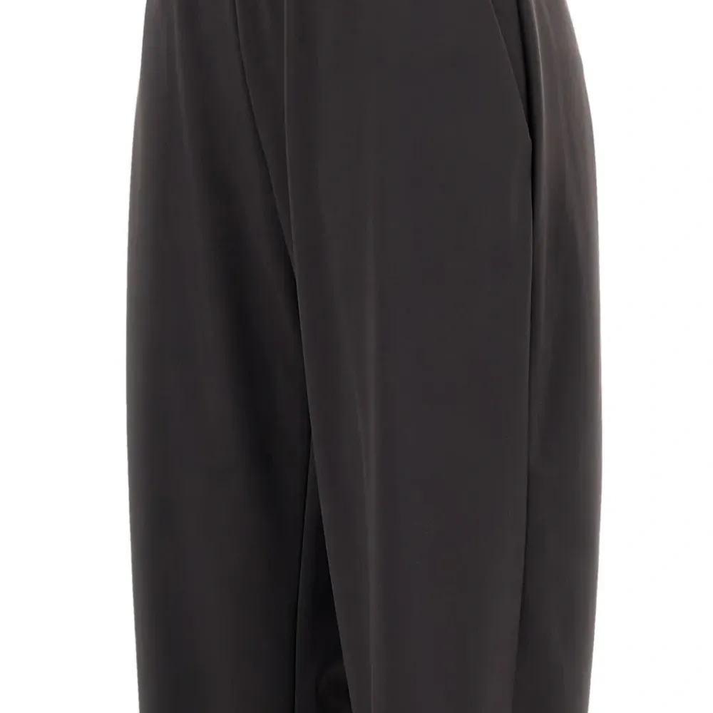 Прямые брюки с эластичным поясом