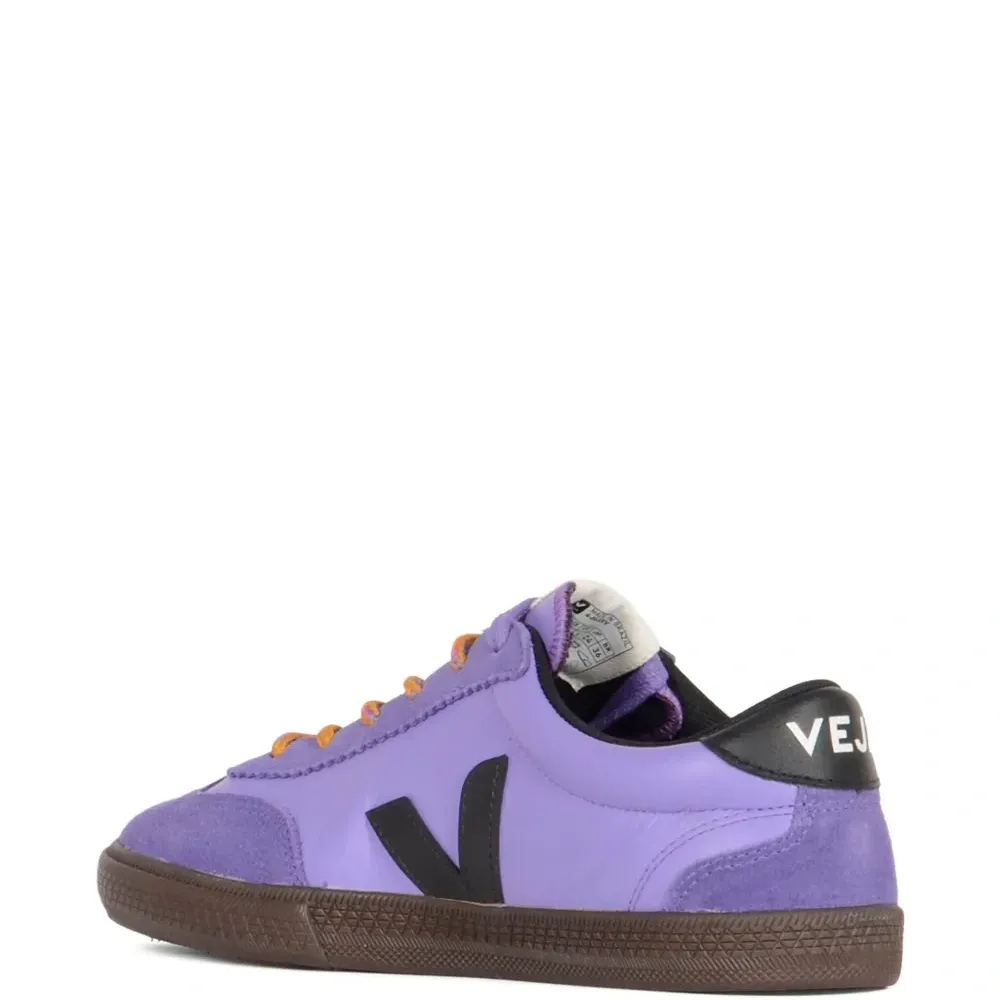 Кроссовки Volley