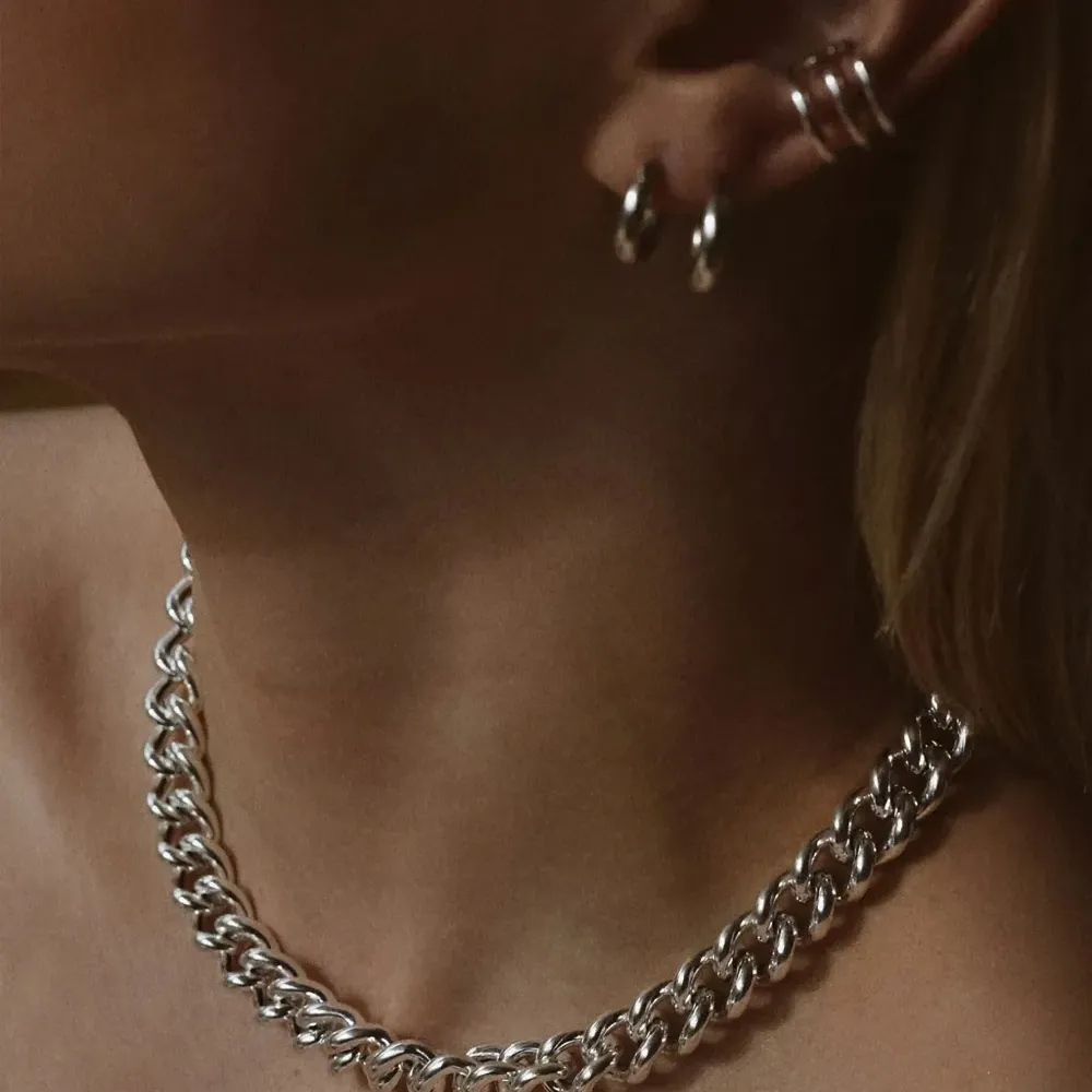 Массивное серебряное колье Массивное серебряное колье