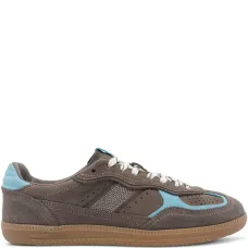 Кроссовки с тисненым логотипом Кроссовки с тисненым логотипом