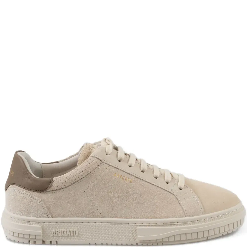 Кроссовки на шнуровке