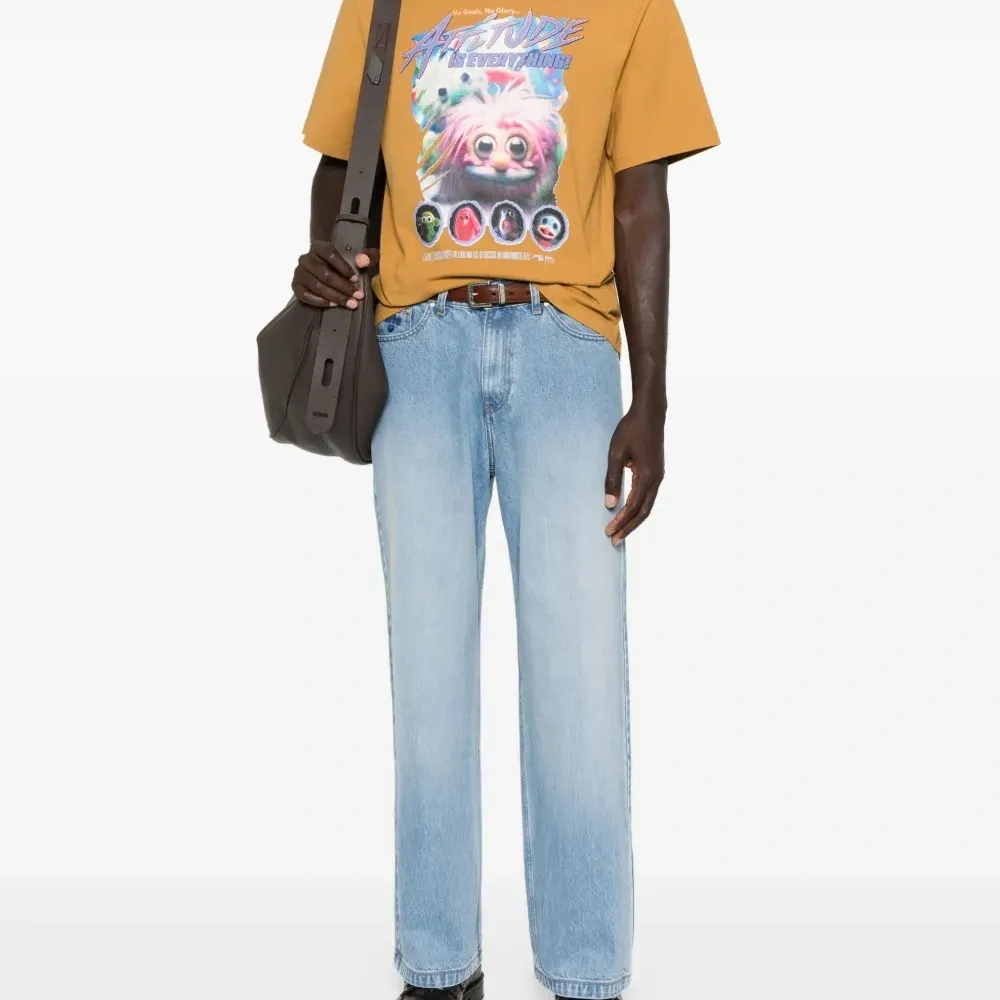 Футболка с графичным принтом