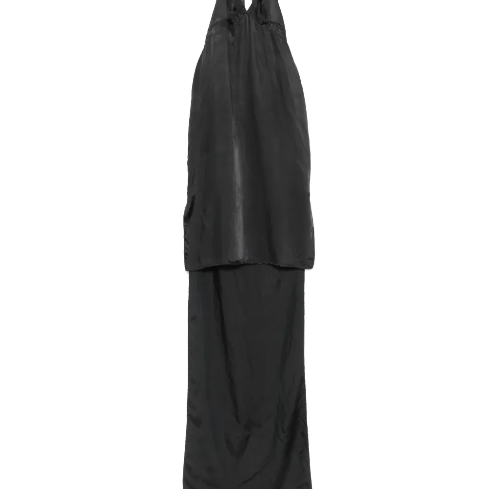 Платье макси с вырезом халтер