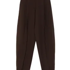 Брюки с карманами и стрелками Брюки с карманами и стрелками