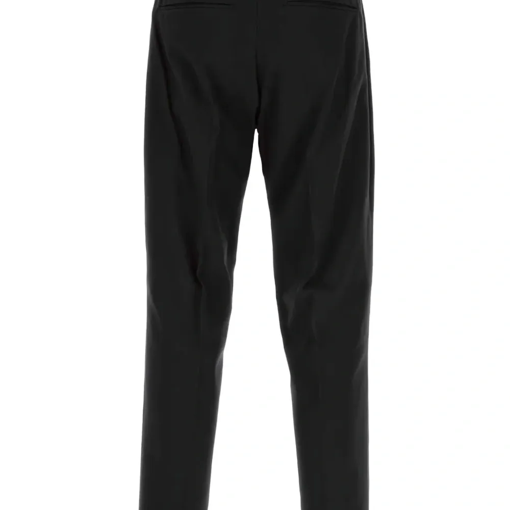 Брюки с карманами