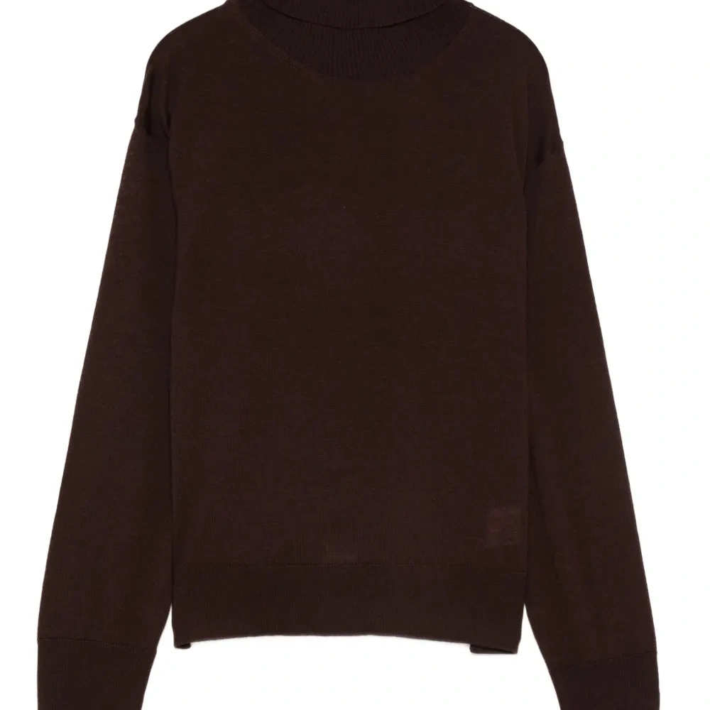 Свитер из шерсти мериноса с высоким воротником