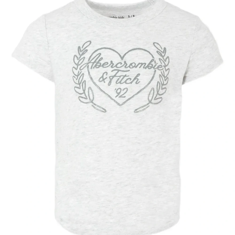 Футболка с логотипом