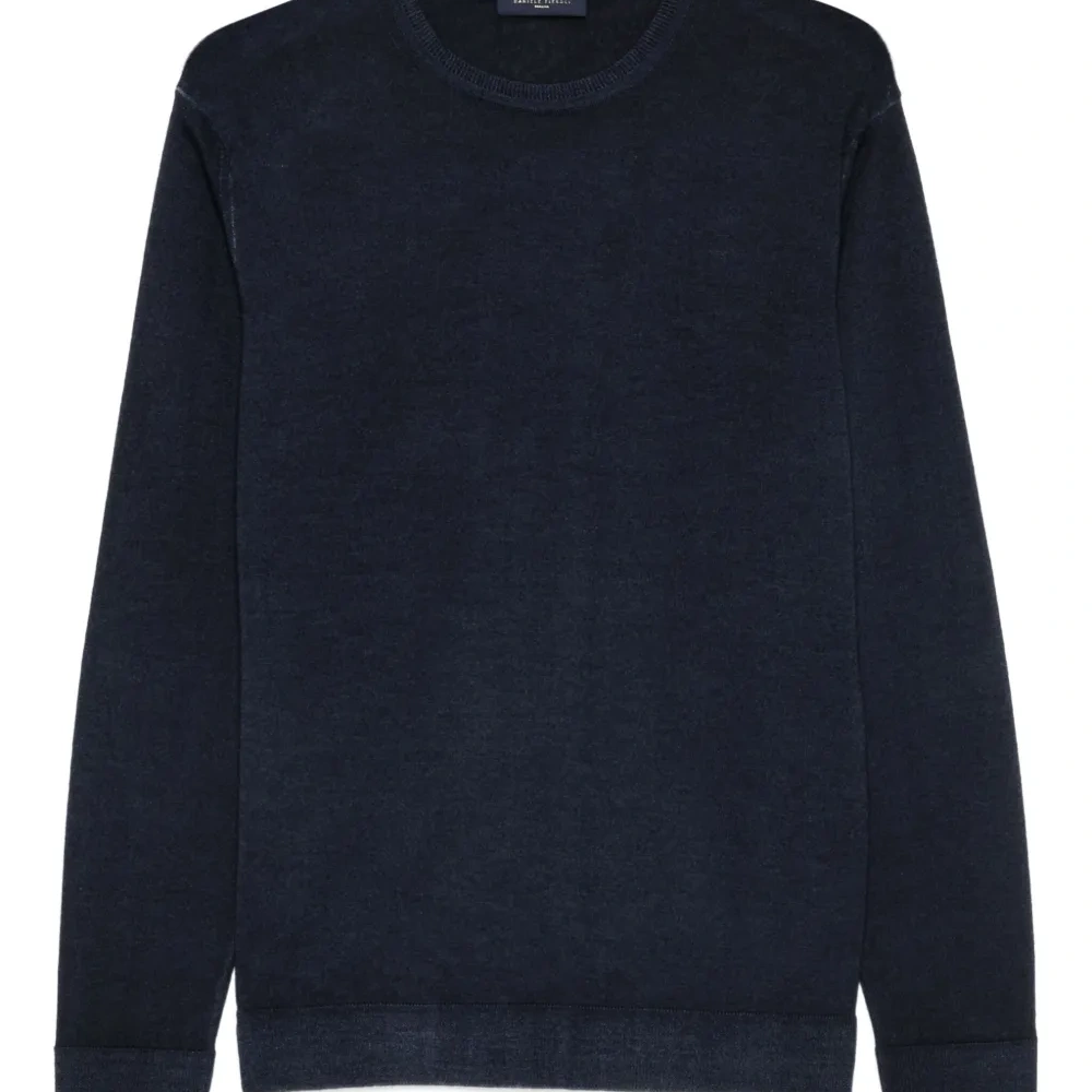 Шерстяной свитер с круглым вырезом