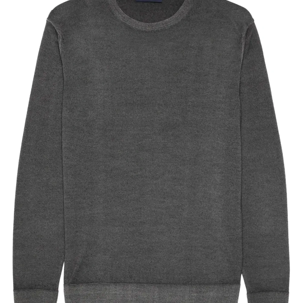 Шерстяной свитер с круглым вырезом