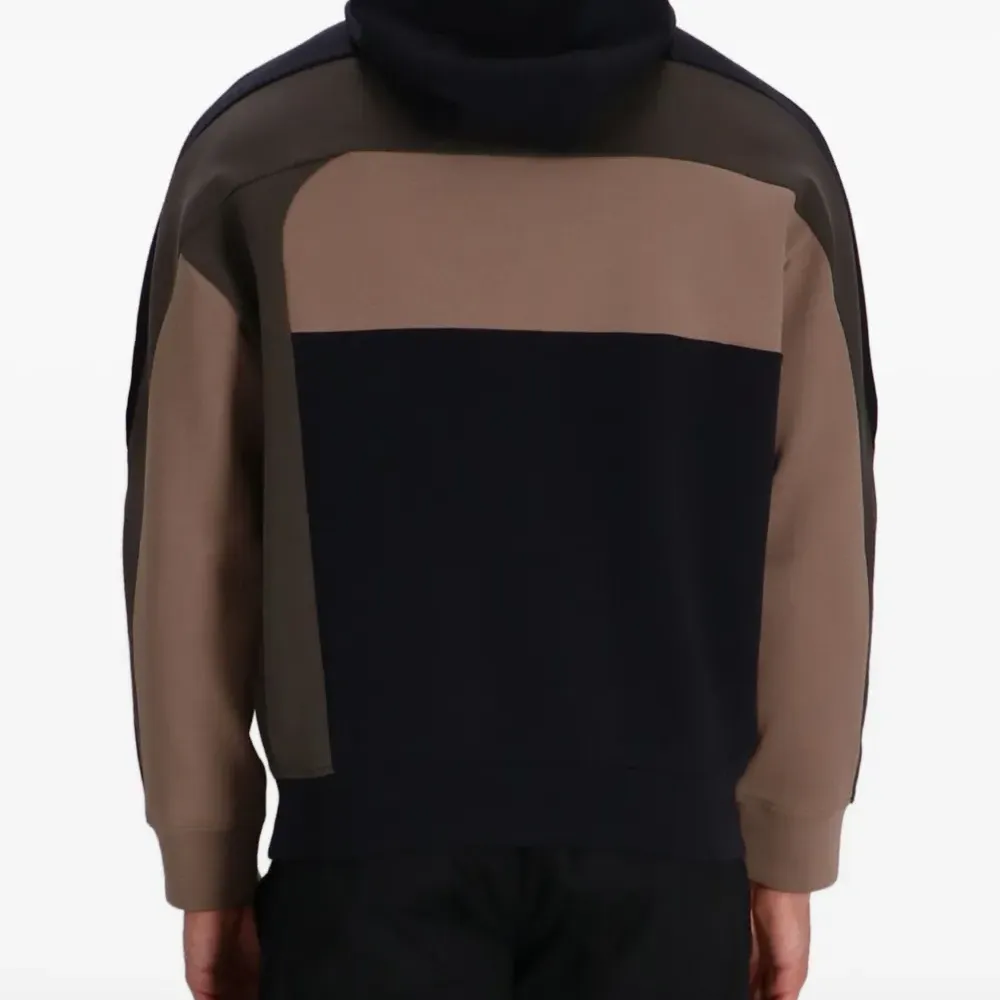 Худи с логотипом и вставками