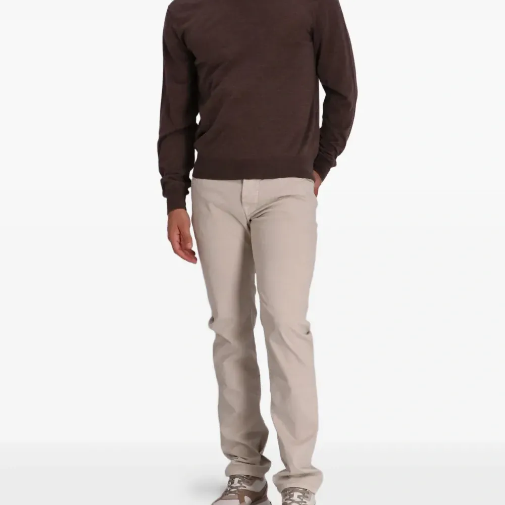 Брюки с карманами