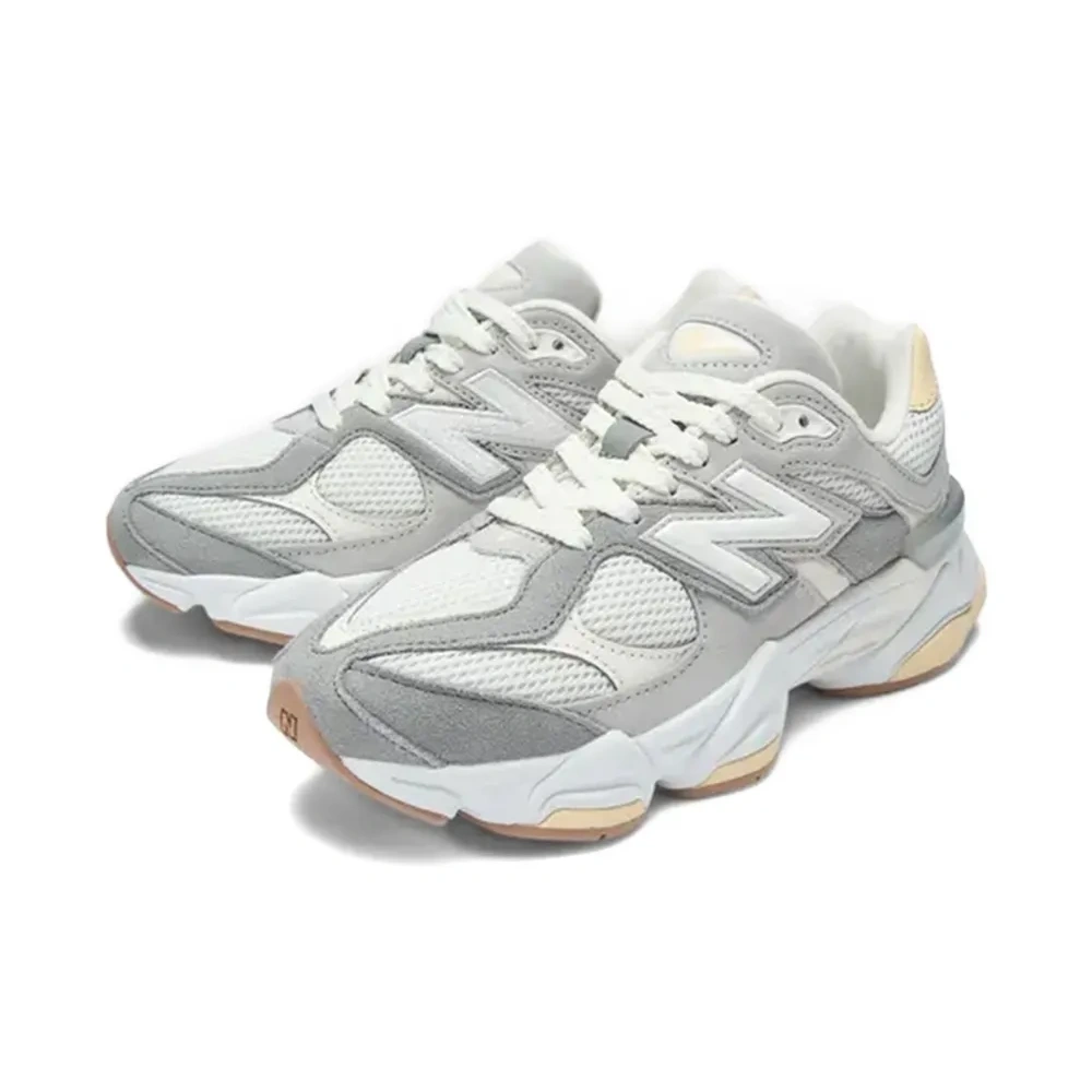 Сетчатые кроссовки на шнуровке