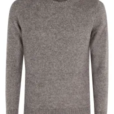 Свитер с круглым вырезом и длинными рукавами