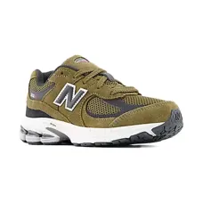 Кроссовки с сетчатыми вставками (2002 год)