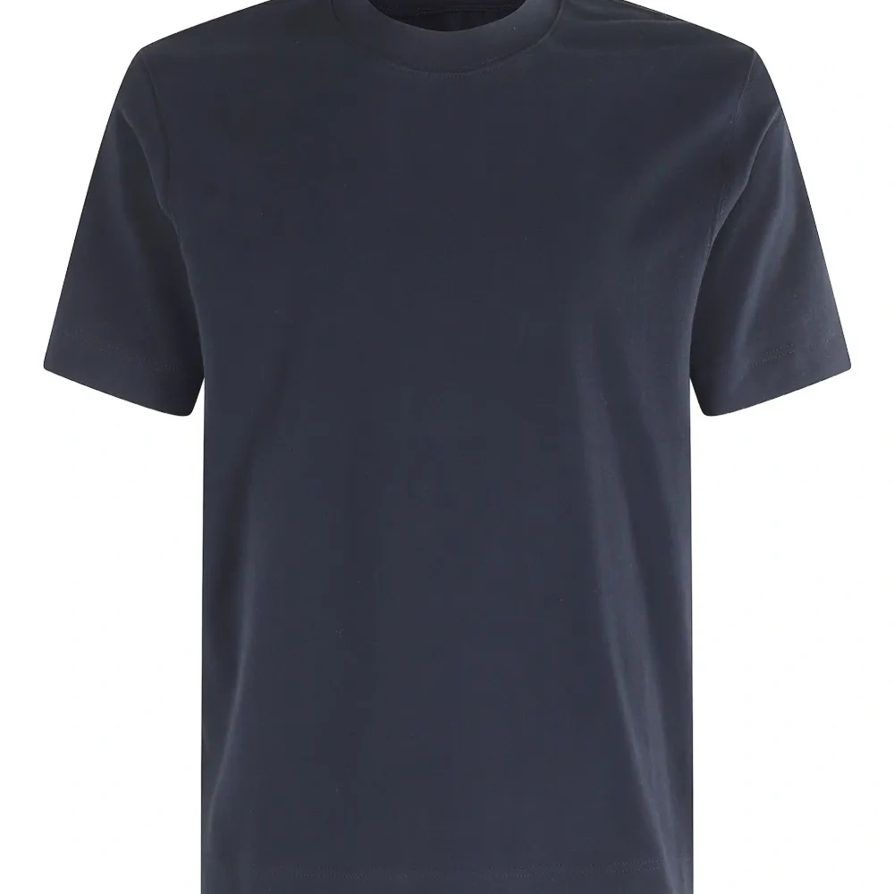 Футболка с круглым вырезом