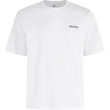 Футболка с вышитым логотипом